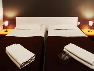 ** Guest house La Isla Hostal Barcelona Spain