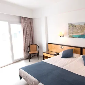 Отель Voramar