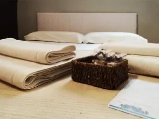 ** Guest house La Isla Hostal Barcelona Spain