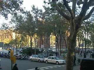 Affittacamere La Isla Hostal Barcellona