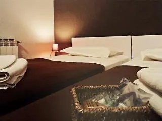 La Isla Hostal Barcellona 2*,
