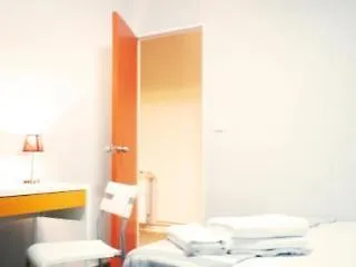 La Isla Hostal Barselona İspanya